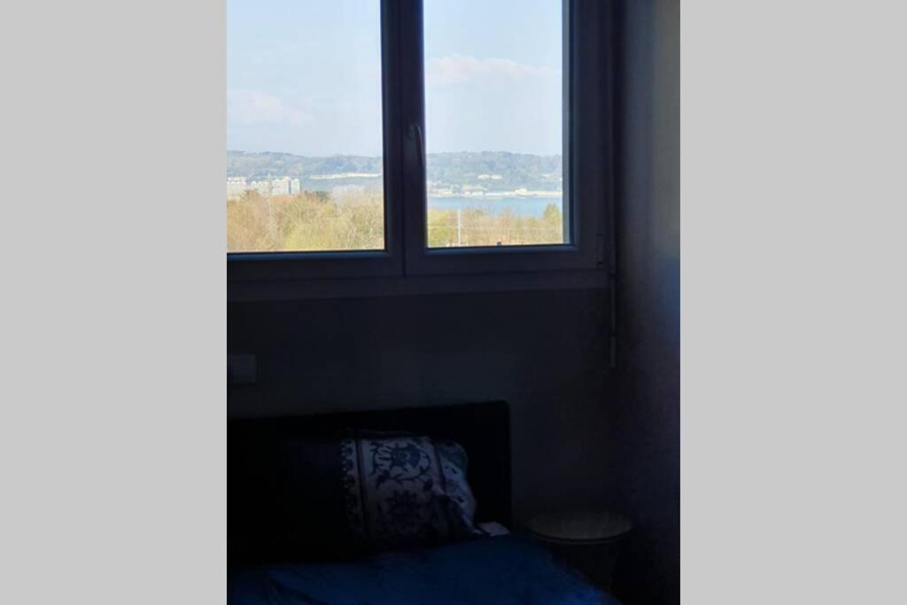 Hendaye: Joli T3, Piscine Et Parking Avec Vue Sur L'Ocean Exterior foto